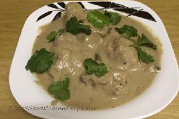 photo of chiken kali mirch with white gravy