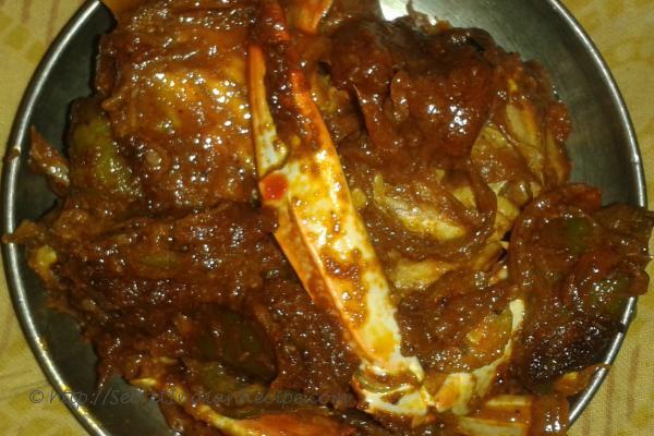 Njandu ulathiyathu (Crab roast)