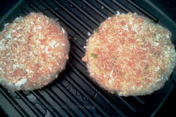 photo of green pea stuffed potato cutlets (potato cutlets stuffed with a spicy green pea filling)