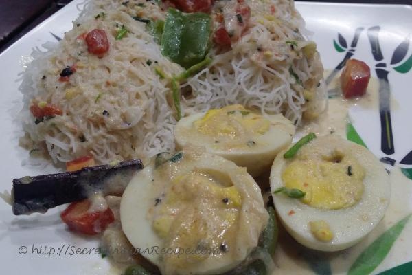 Idiyappam and egg curry 
