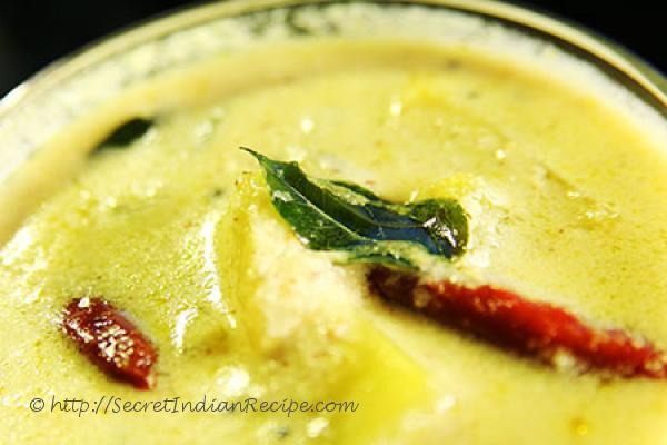 photo of avial (south indian veg curry)