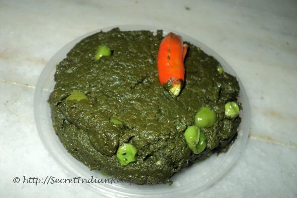 photo of bathua aur sarson ka saag (pigweed and mustard leaves saag)