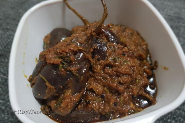 photo of bharli vangi (stuffed brinjal)