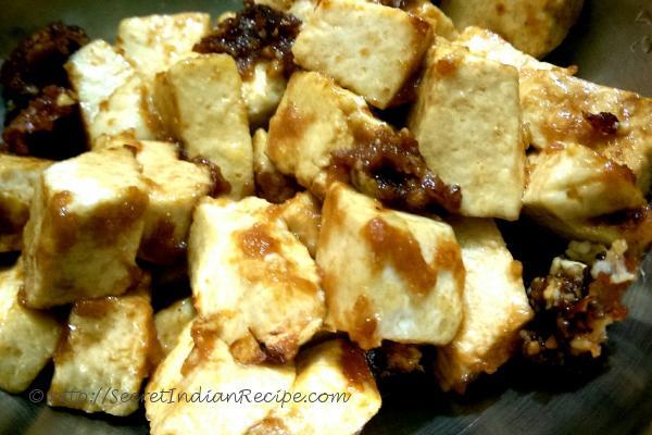 photo of chilli paneer (cottage cheese cooked with soya and chilli sauce)