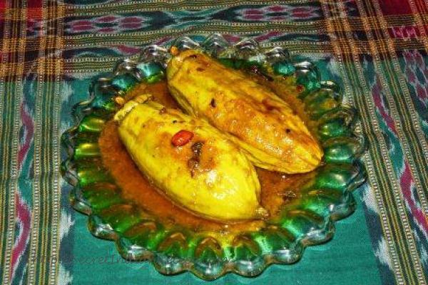 photo of Potoler Dorma /Stuffed Parwal