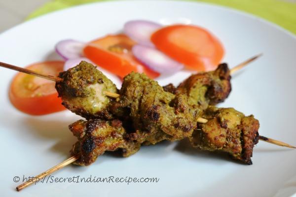 Photo of Green chicken tikka (Succulent chicken grilled to perfection)
