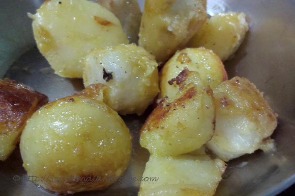 photo of hariyali dum aloo
