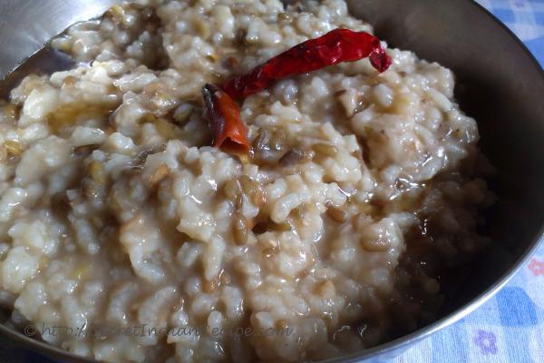 Urad dal ki Khichdi