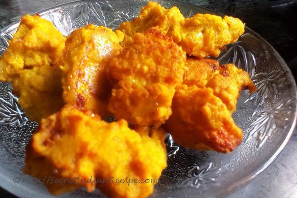 photo of paneer pakora (cottage cheese fitters)