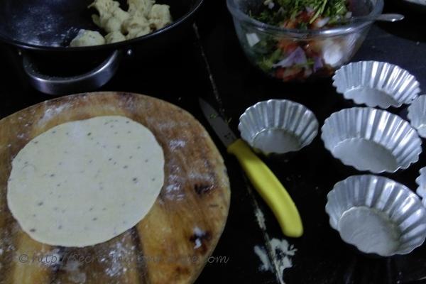 photo of baked tacos with veggi topping