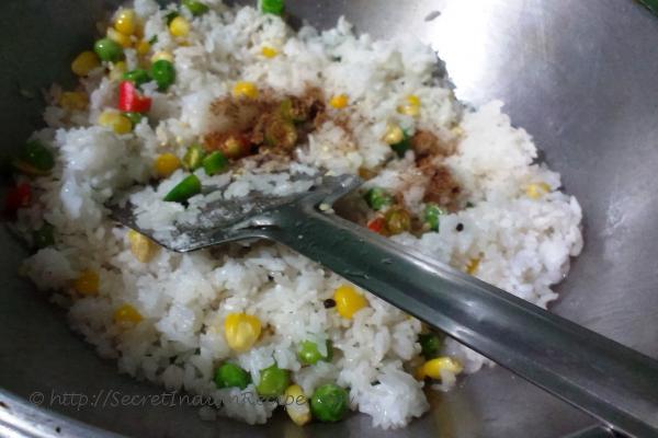 photo of matar aur bhutte ka pulao ( corn and pea pulao)