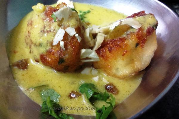 photo of mewa paneer kofta (dry fruits stuffed cottage cheese dumplings in creamy gravy)