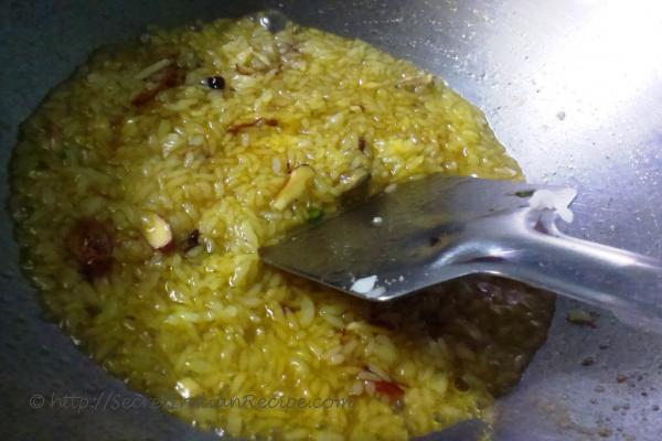 photo of zarda pulao with leftover rice (sweet rice dessert)