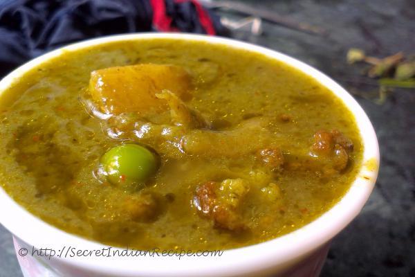 photo of nimona (green pea curry)