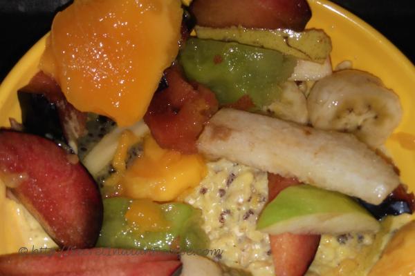 photo of oats fruit custard