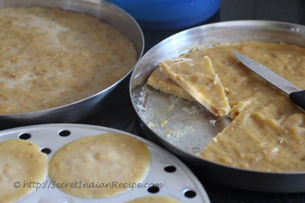 photo of chakka kinnathappam (steamed rice cake with jackfruit pulp)