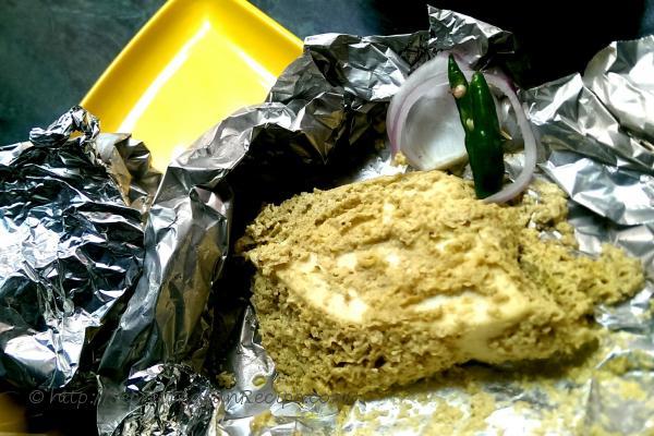 photo of paneer paturi (cottage cheese in mustard sauce)