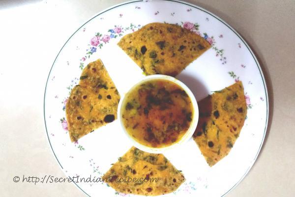 photo of thepla ( thin paper crust gujrati paratha)