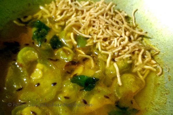 photo of turai aur sev ki sabzi or tori nu shak (ridge gourd and sev curry)
