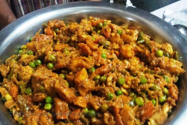 photo of veg kurma (mixed vegetable curry in malvani masala)