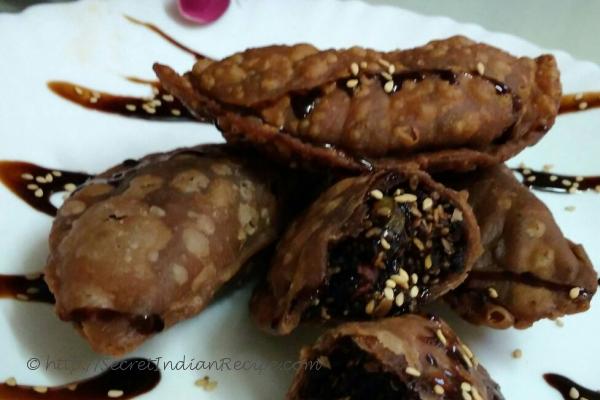 photo of almond chocolate gujias