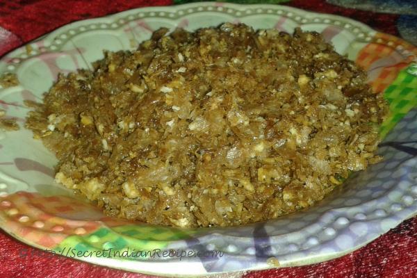 Avil vilayichathu (Sweetened beaten rice flakes with jaggery)