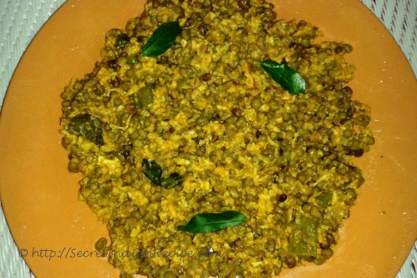 Cheruypayar Kuzhachathu or Green gram Curry (Green gram curry with coconut)