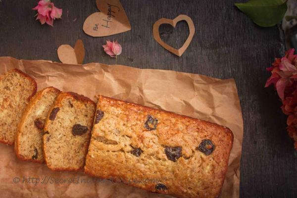 photo of banana-cherry bread