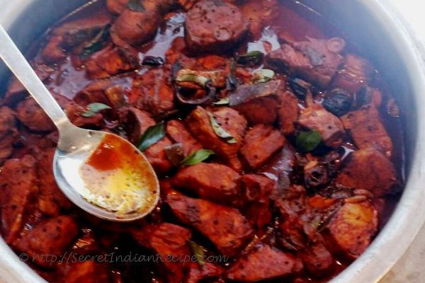 photo of kudampuli meen curry (fish curry with garcinia cambogia)