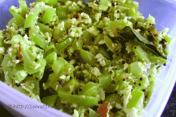 photo of pachthakali thoran (green tomato stir fry)