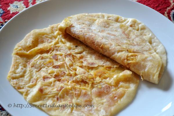 Puran Poli (Soft Indian Flat Bread with sweet jaggery stuffing)