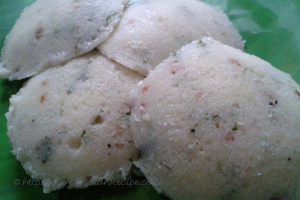 Seasoned rava idli