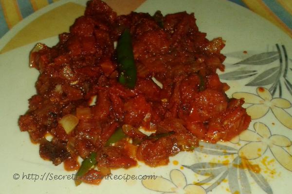 Thakkali mezhukkupuratti (Tomato stir fry)